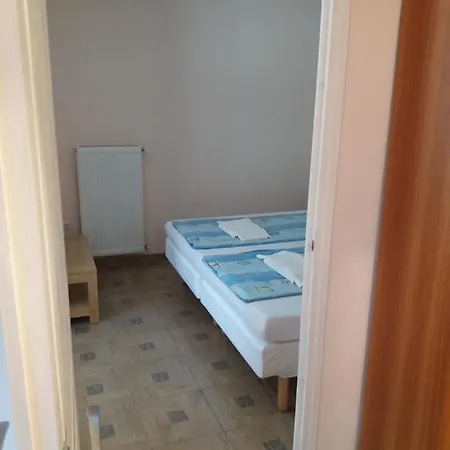 Levendulas Haz Apartment *